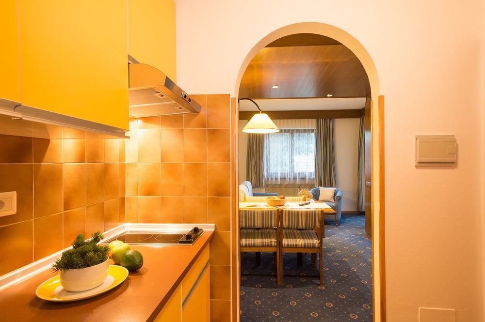 Apparthotel Residende Pircher Bolzano Luaran gambar