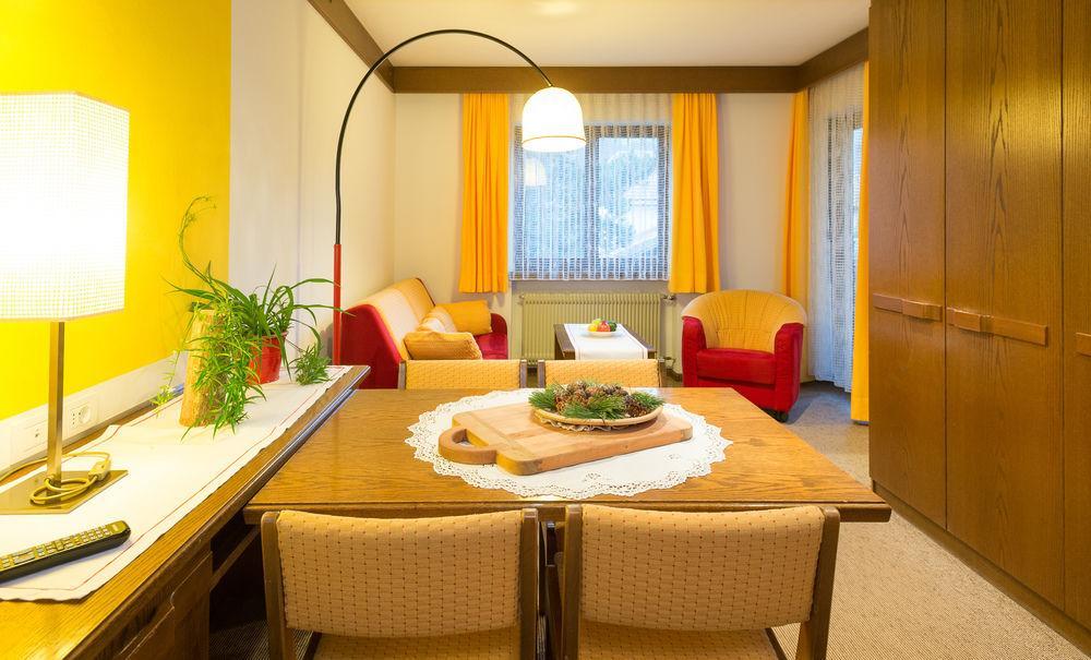 Apparthotel Residende Pircher Bolzano Luaran gambar