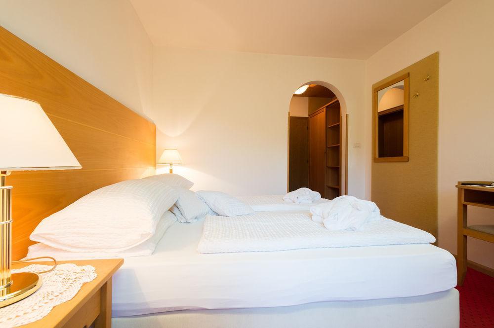 Apparthotel Residende Pircher Bolzano Luaran gambar