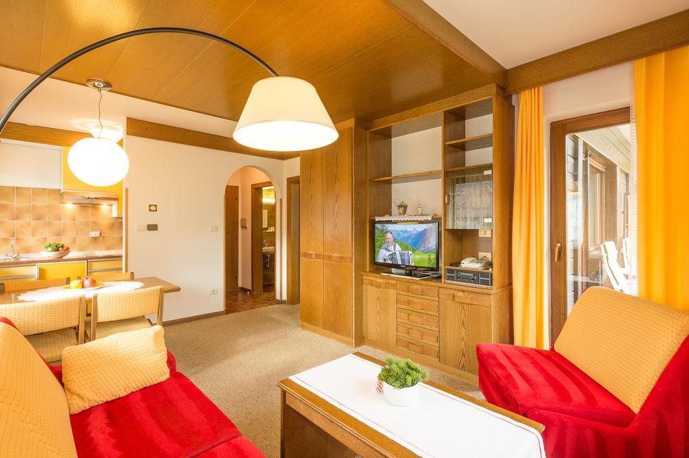 Apparthotel Residende Pircher Bolzano Luaran gambar