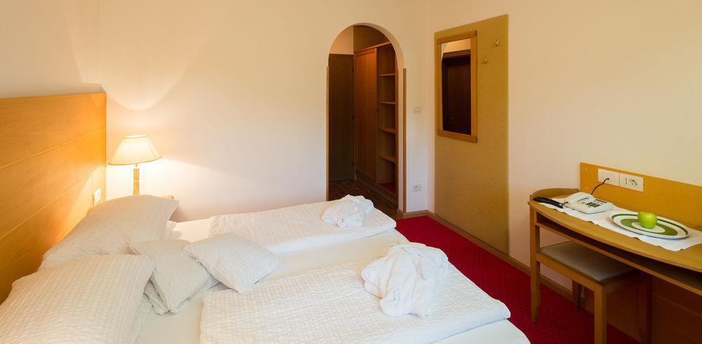 Apparthotel Residende Pircher Bolzano Luaran gambar